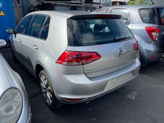 Volkswagen Golf (2013)