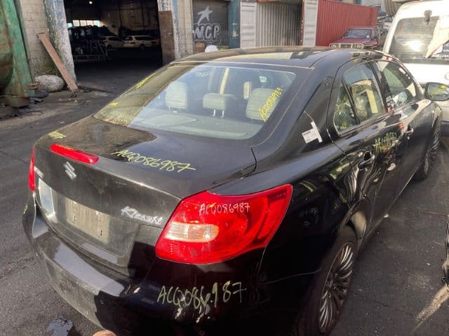 Suzuki Kizashi (2013)