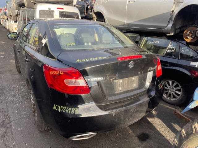 Suzuki Kizashi (2013)