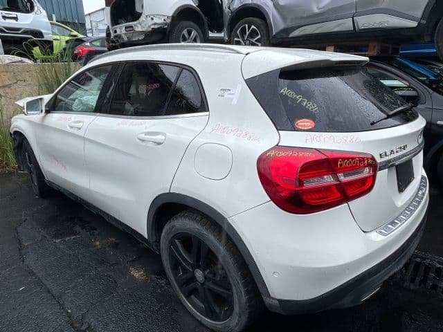 Mercedes-Benz GLA250 (2014)