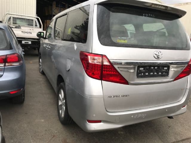 Toyota Alphard (2014)