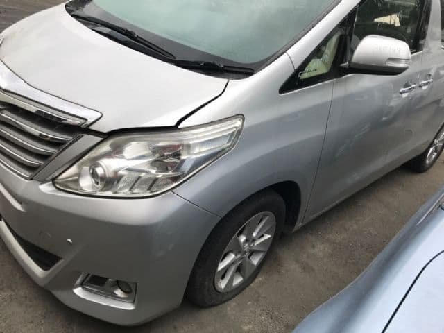 Toyota Alphard (2014)