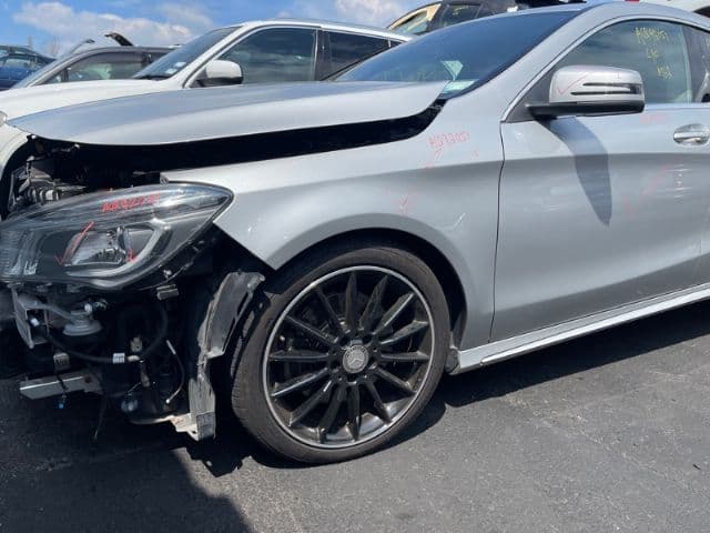 Mercedes-Benz CLA (2015)