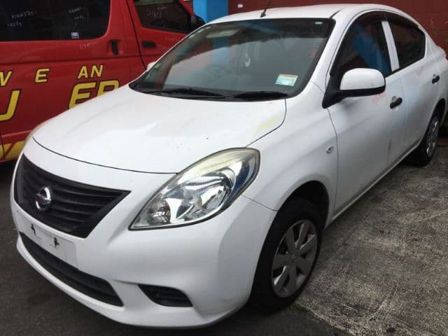 Nissan Tiida (2015)