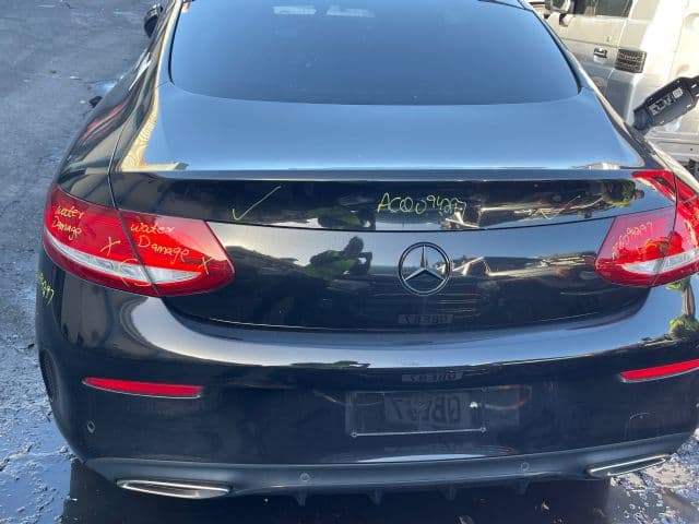 Mercedes-Benz C Class (2016)