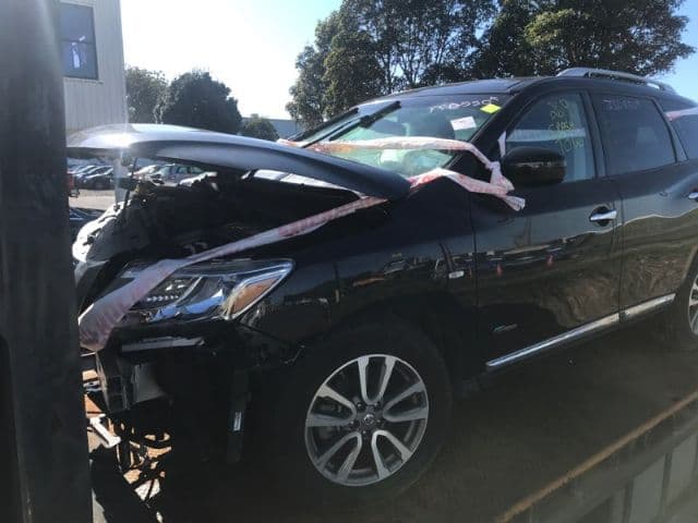 Nissan Pathfinder (2016)