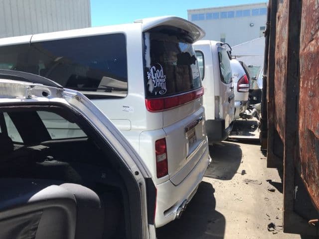 Nissan Elgrand, E51 06/02-05/10