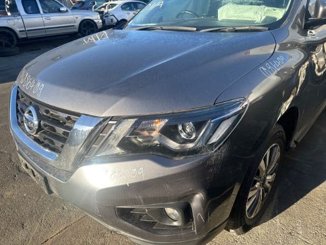 Nissan Pathfinder (2020)