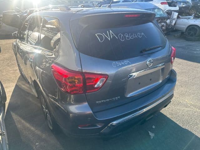 Nissan Pathfinder (2020)