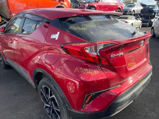 Toyota C-HR (2021)