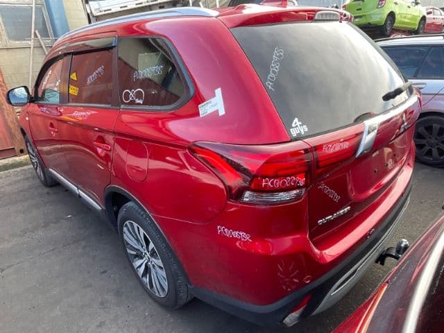 Mitsubishi Outlander (2021)