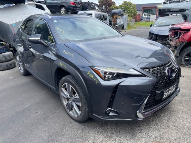 Lexus UX Wreckers