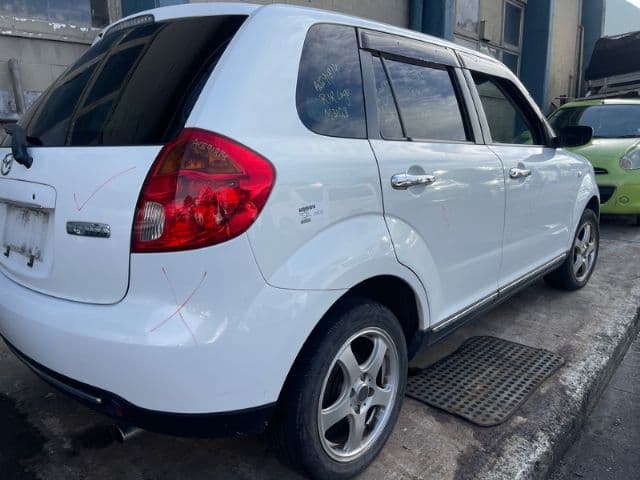 Mazda Verisa, DC 2WD 01/04 on