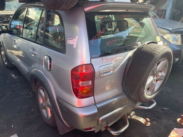 Toyota RAV4, ACA23 09/03-12/05