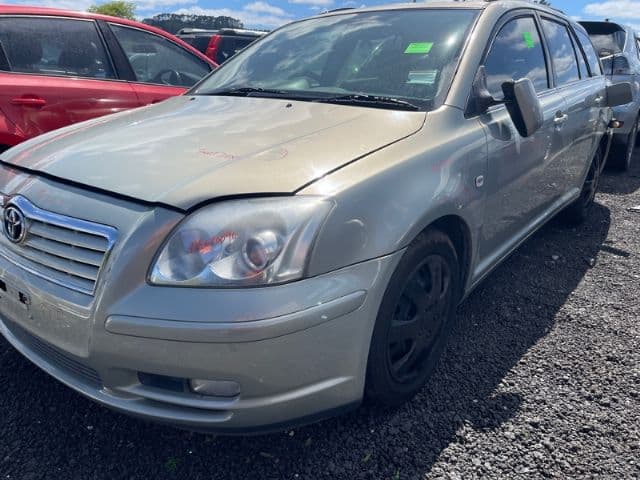 Toyota Avensis, AZT250