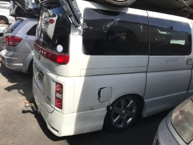 Nissan Elgrand, E50 05/97-05/02
