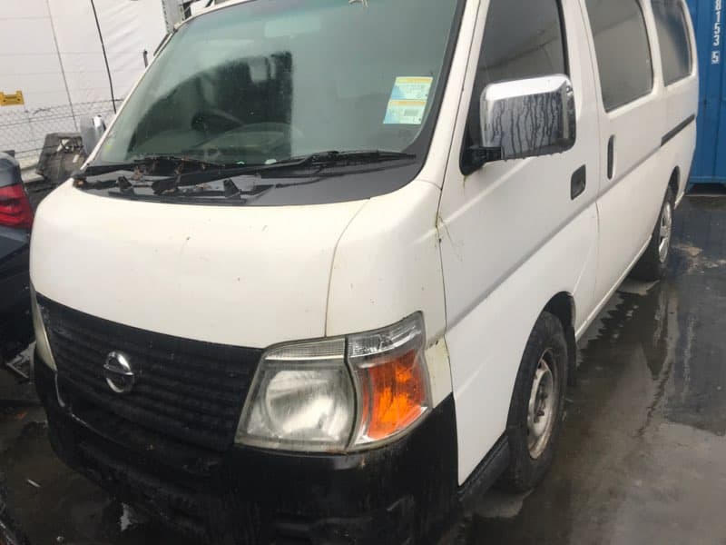nissan_urvan