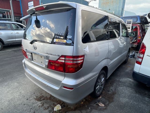 Toyota Alphard, 1st Gen 2002-2008