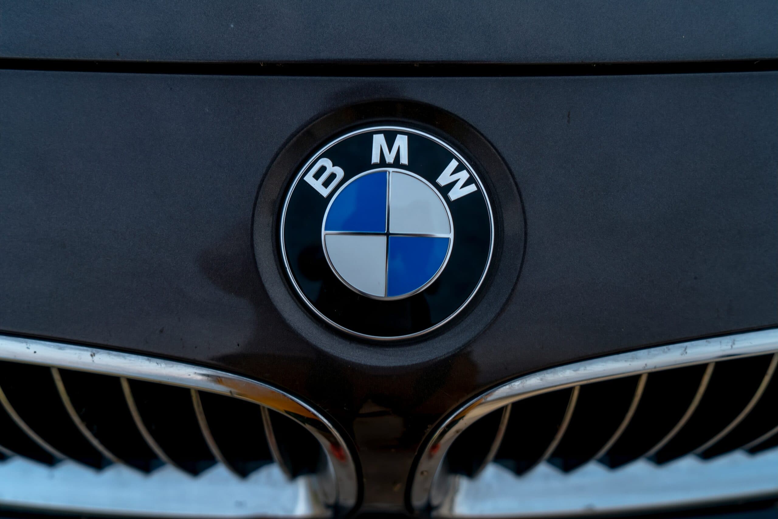 BMW logo meaning