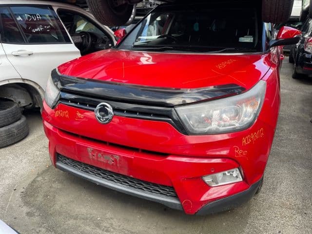 Ssangyong Tivoli, XLV 2015-on