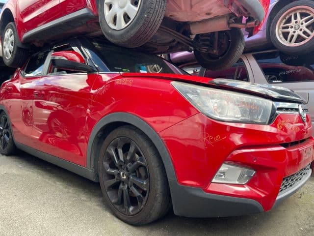 Ssangyong Tivoli, XLV 2015-on