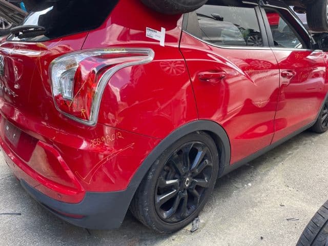 Ssangyong Tivoli, XLV 2015-on