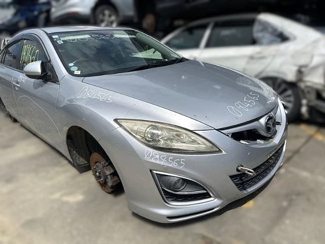 Mazda Atenza (2011)