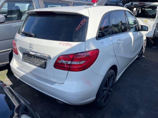 Mercedes-Benz B Class (2014)