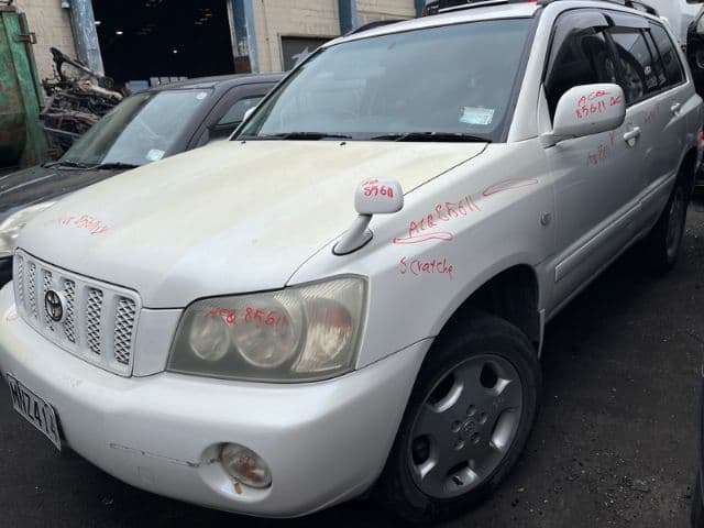 Toyota Kluger (2001)