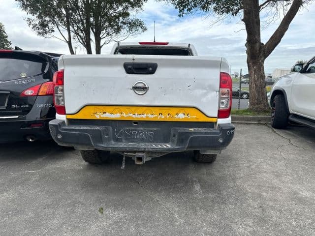 Nissan Navara (2021)