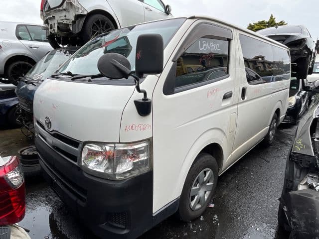 Toyota Hiace (2012)