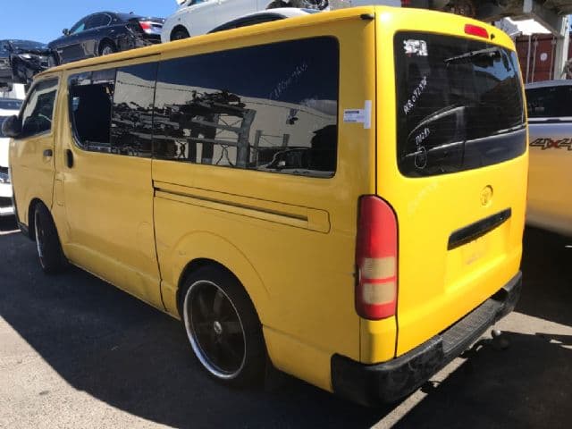 Toyota Hiace (2009)