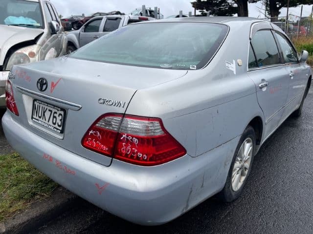 Toyota Crown, S180 2003-2008