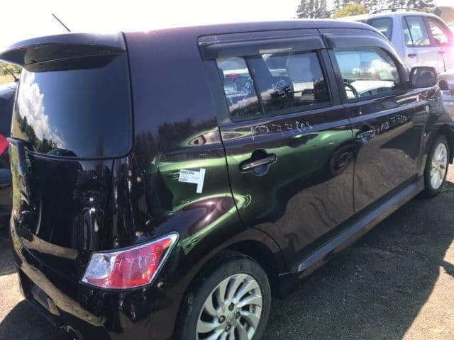 Toyota bB, QNC20 2005-2012