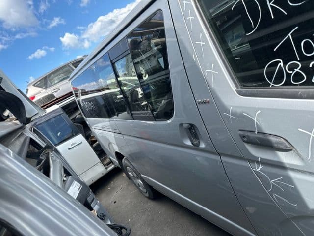 Toyota Hiace, KDH200 03/05-09/06