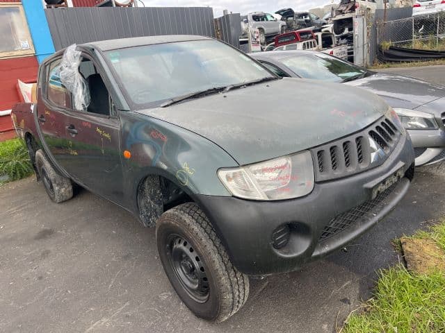 Mitsubishi Triton, Fourth Gen 2005-2015