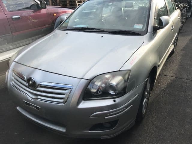 Toyota Avensis, AZT251 2003-2009