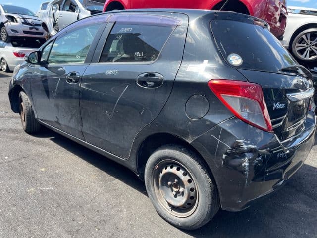 Toyota Vitz (2011)