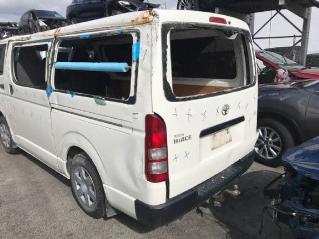 Toyota Hiace (2014)