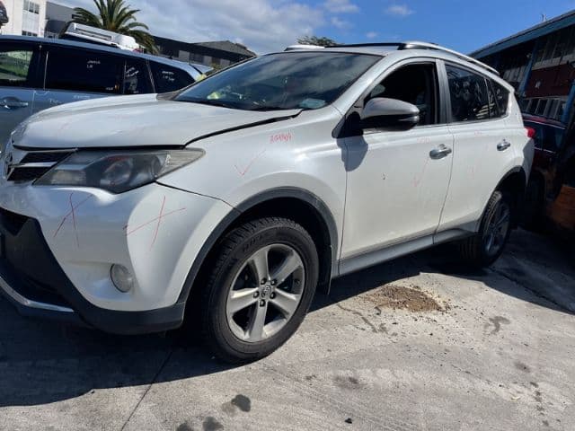Toyota RAV4 (2015)