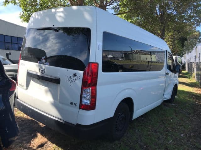 Toyota Hiace (2020)
