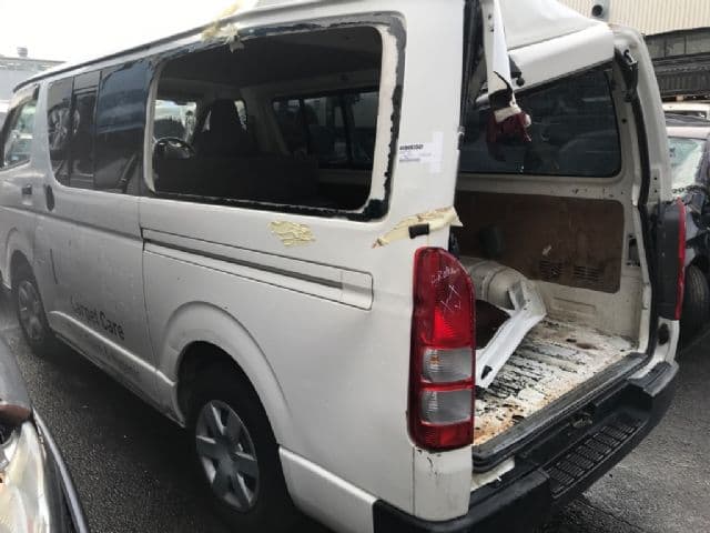 Toyota Hiace, KDH200 03/05-09/06