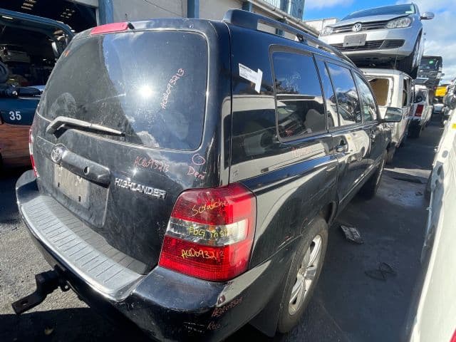 Toyota Highlander, MCU28 2001-2007