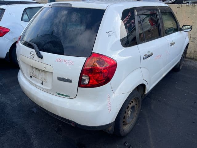 Mazda Verisa, DC 2WD 01/04 on