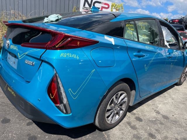 Toyota Prius, ZVW50 2015-Present